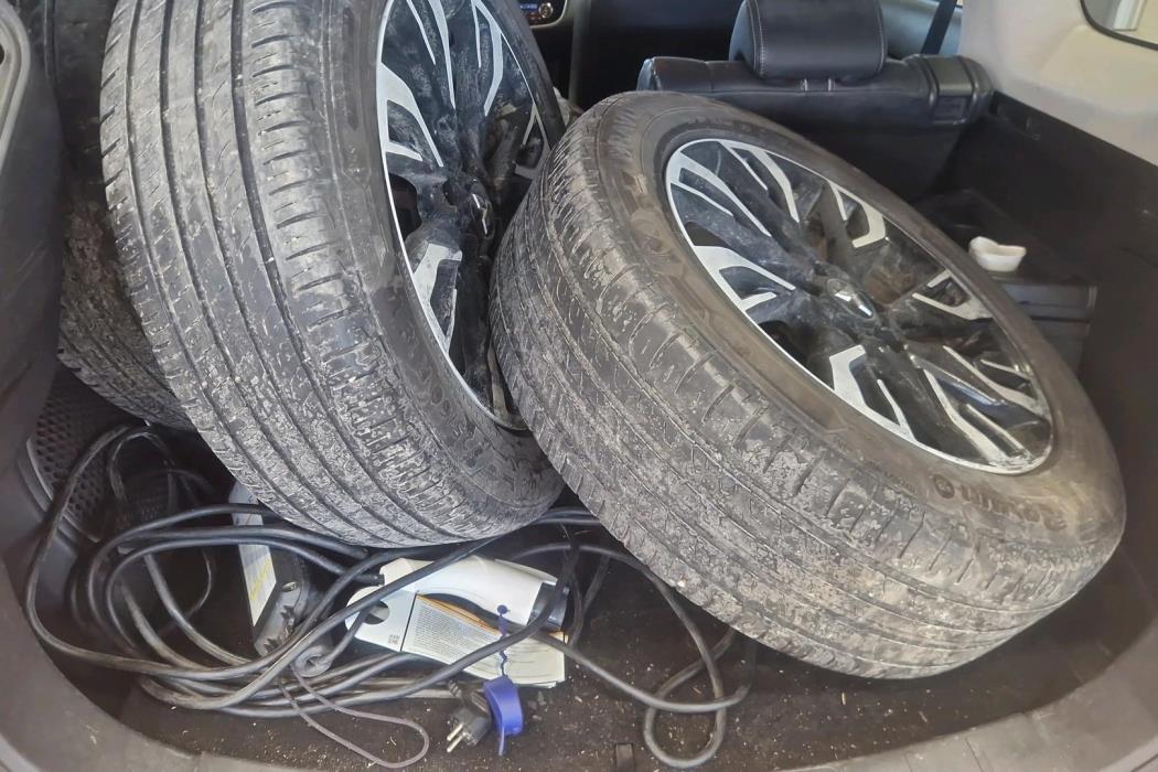 MITSUBISHI Outlander PHEV 2016