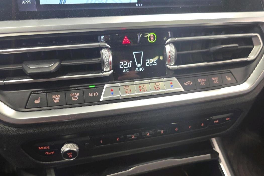 BMW 320 2021