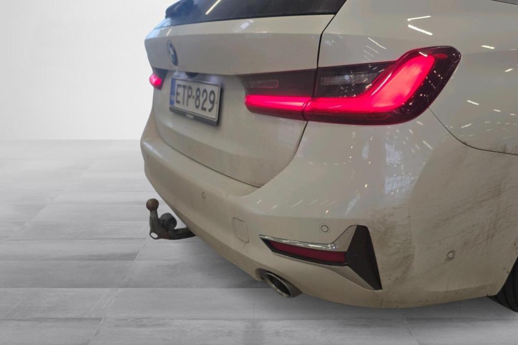 BMW 320 2021