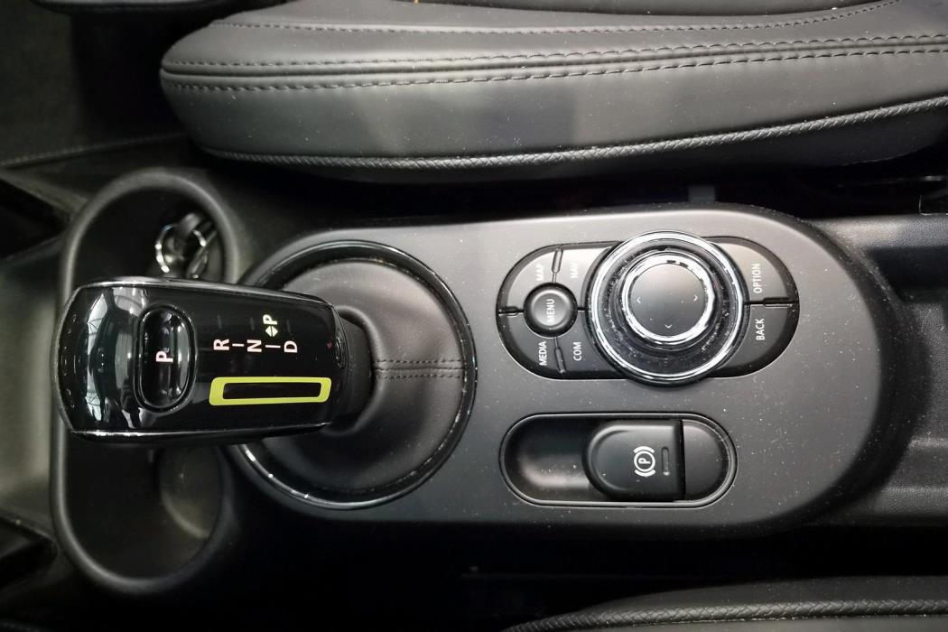 MINI Hatchback 2023
