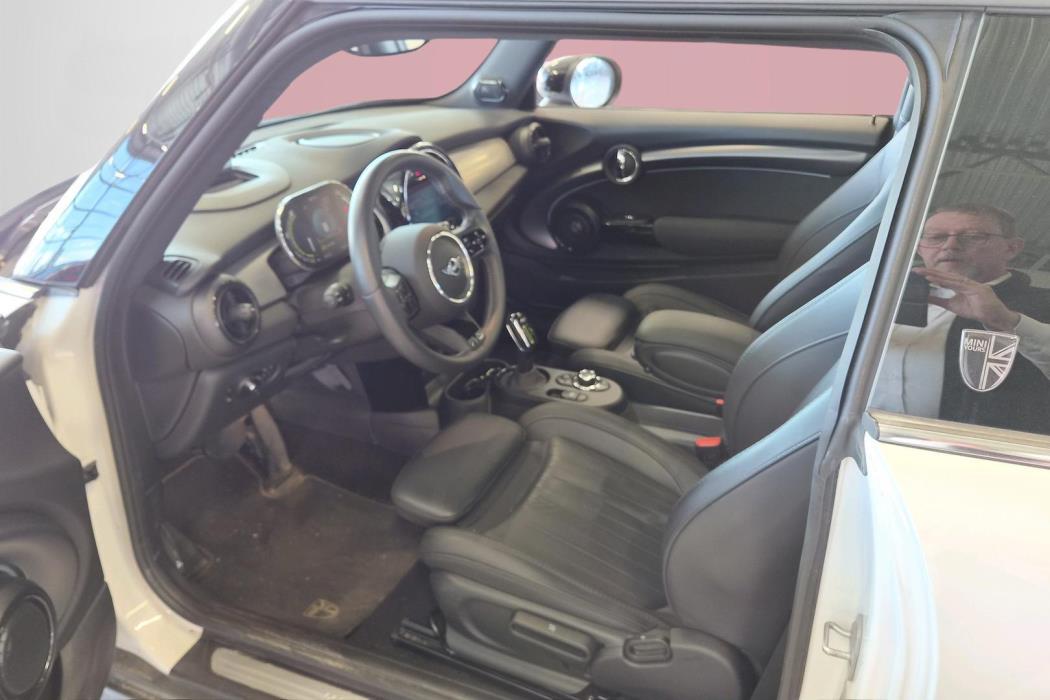 MINI Hatchback 2023