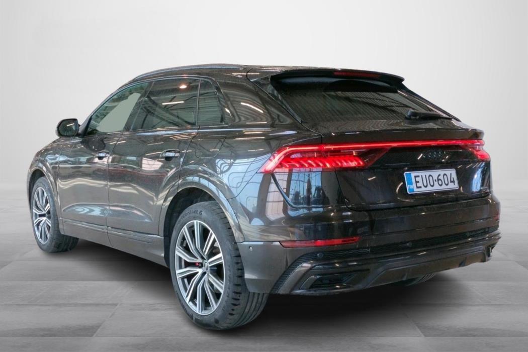 Audi Q8 2023