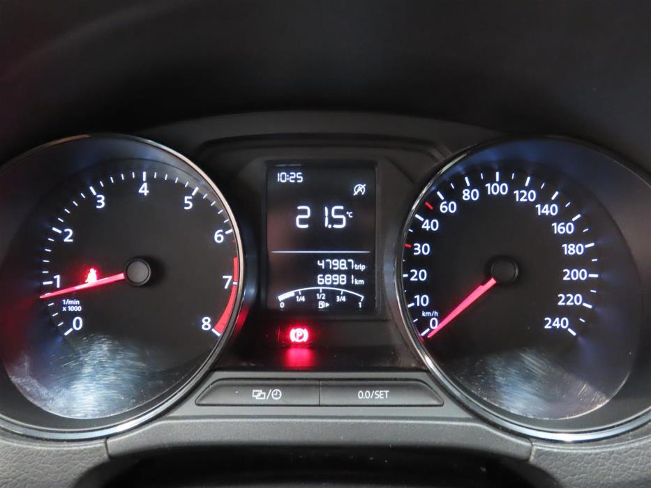 Volkswagen Polo 2015