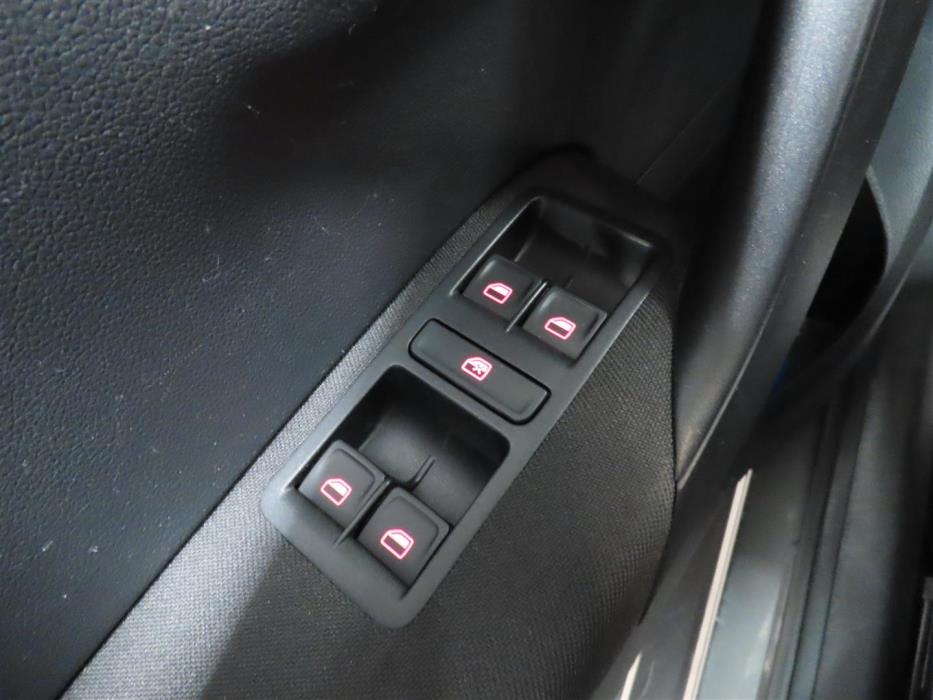 Volkswagen Polo 2015