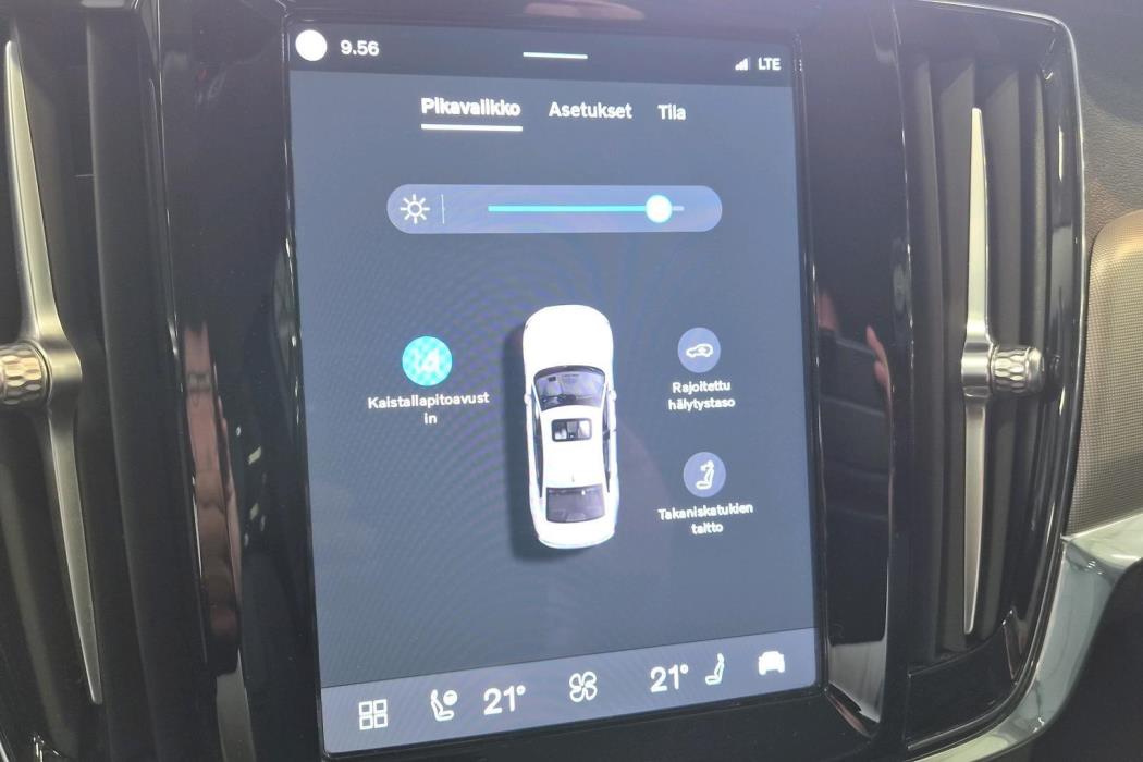 Volvo S90 2023