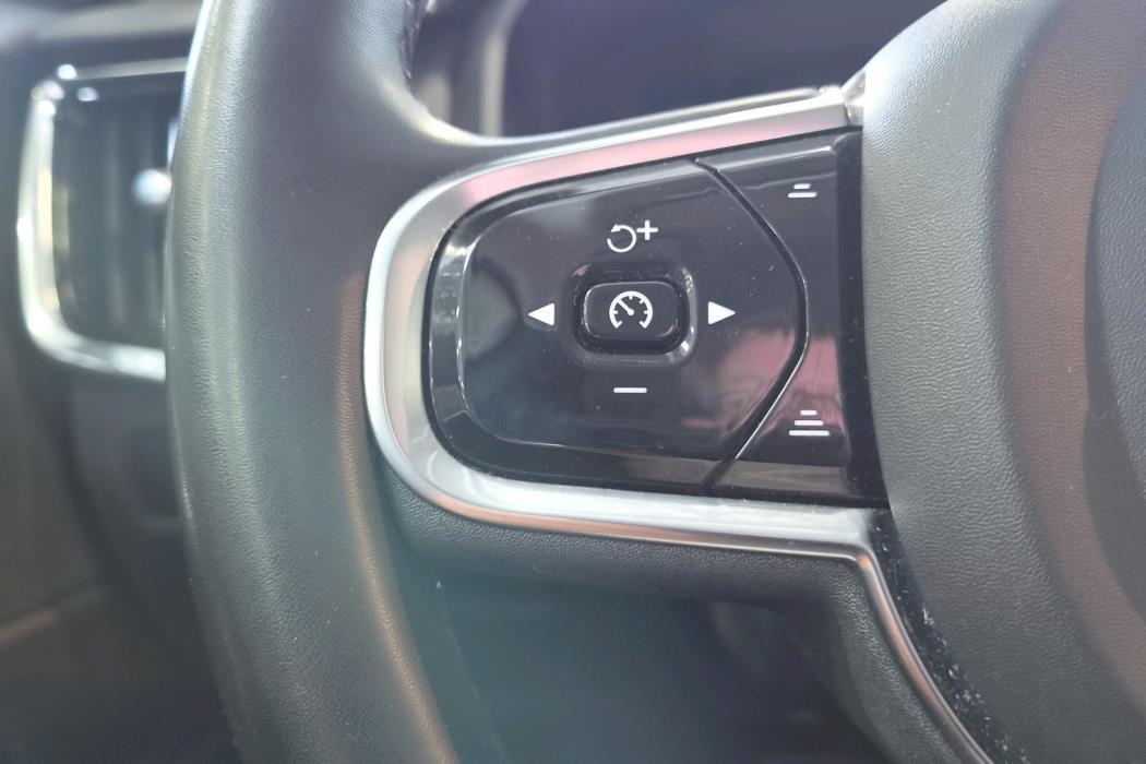 Volvo S90 2023