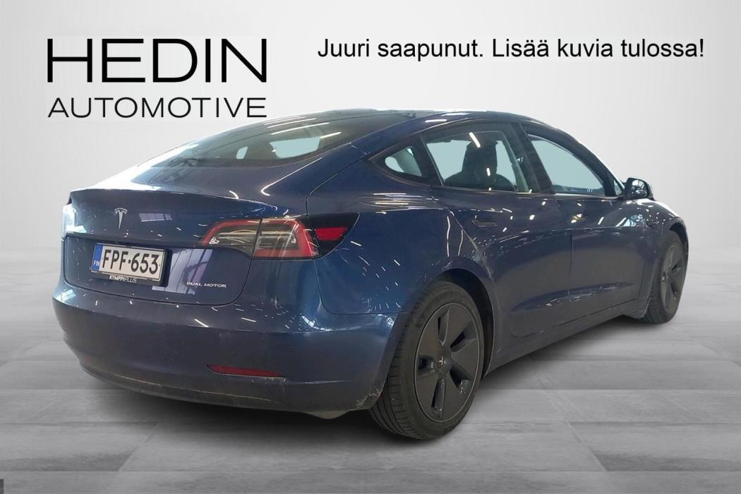 Tesla Model 3 2021