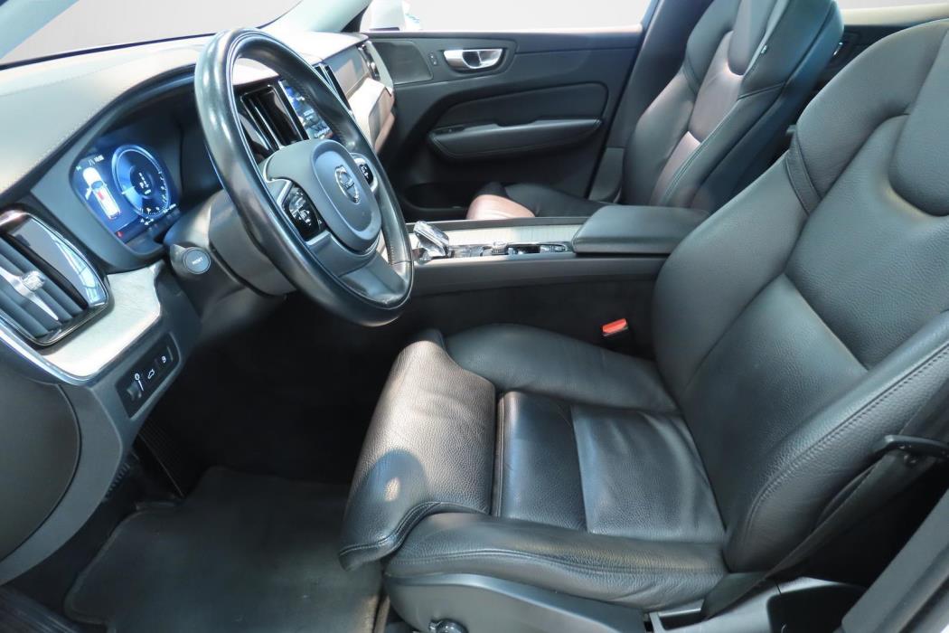 Volvo XC60 2021