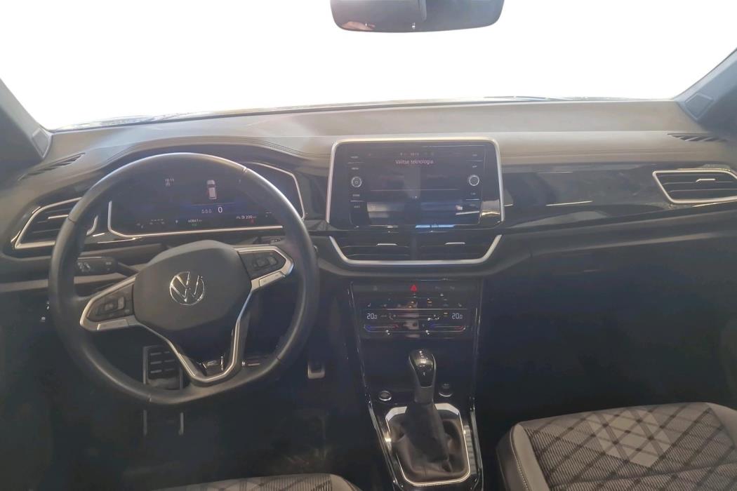 VOLKSWAGEN T-Roc 2024