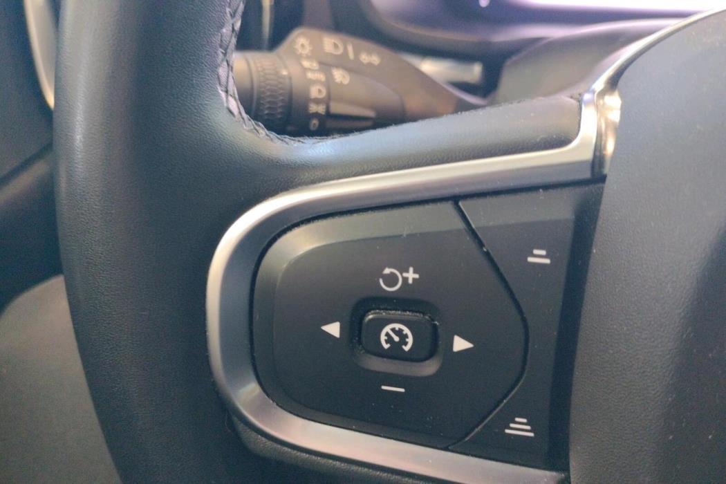 Volvo V60 2023