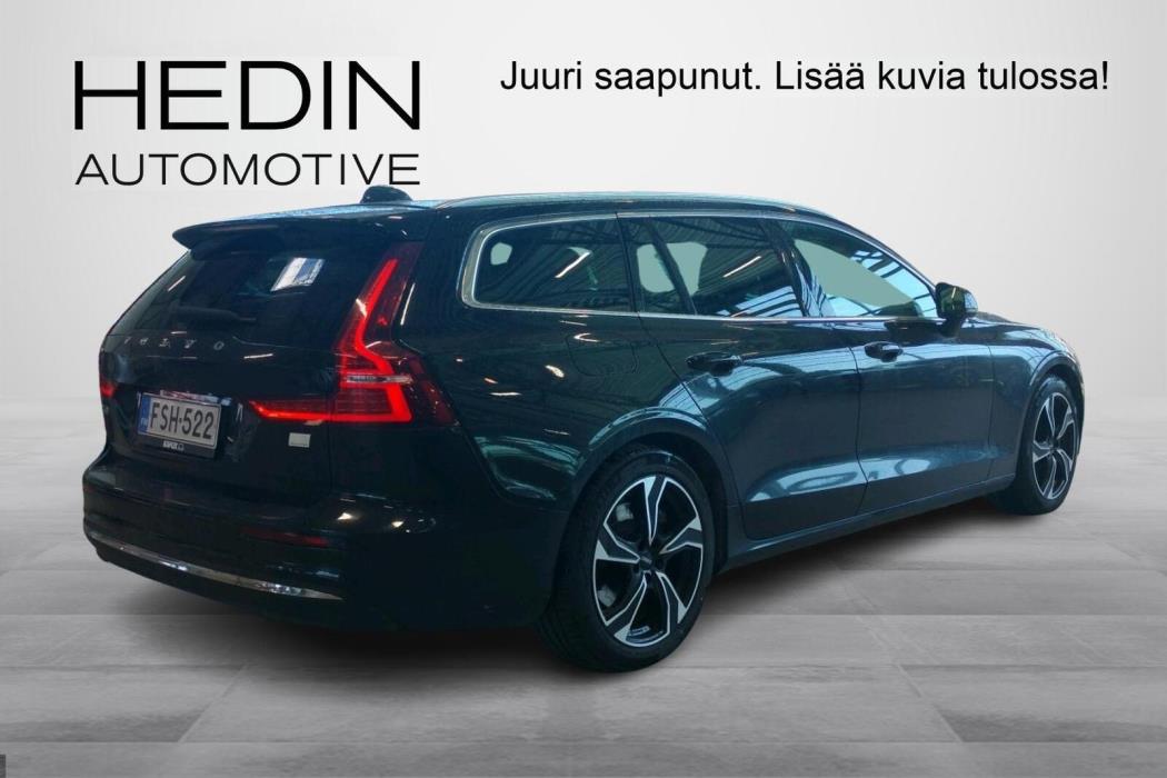 Volvo V60 2023