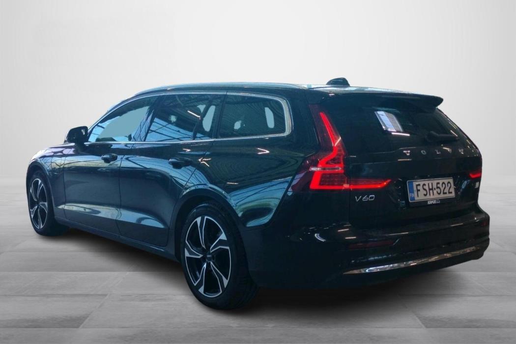 Volvo V60 2023