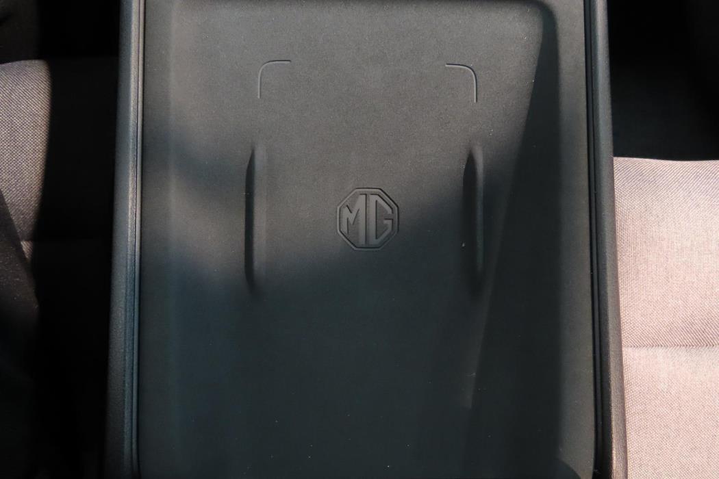 MG MG4 Urban 2026