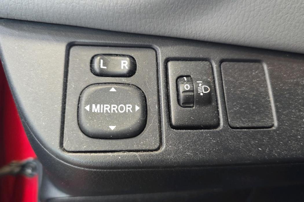 Toyota Yaris 2015