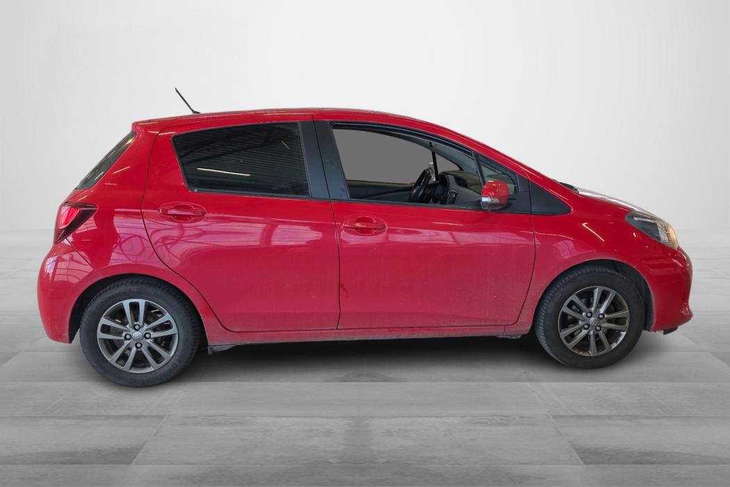 Toyota Yaris 2015