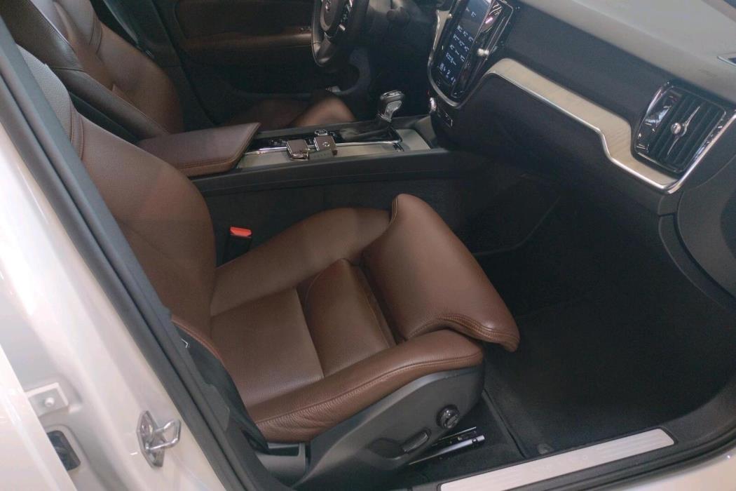 Volvo S60 2019