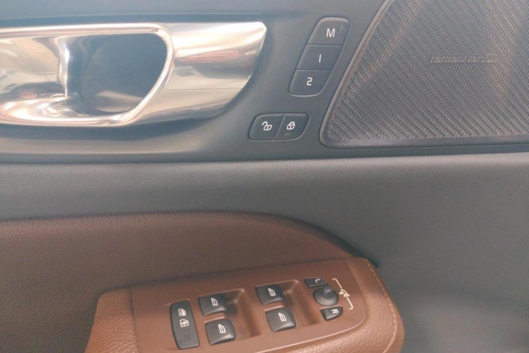 Volvo S60 2019
