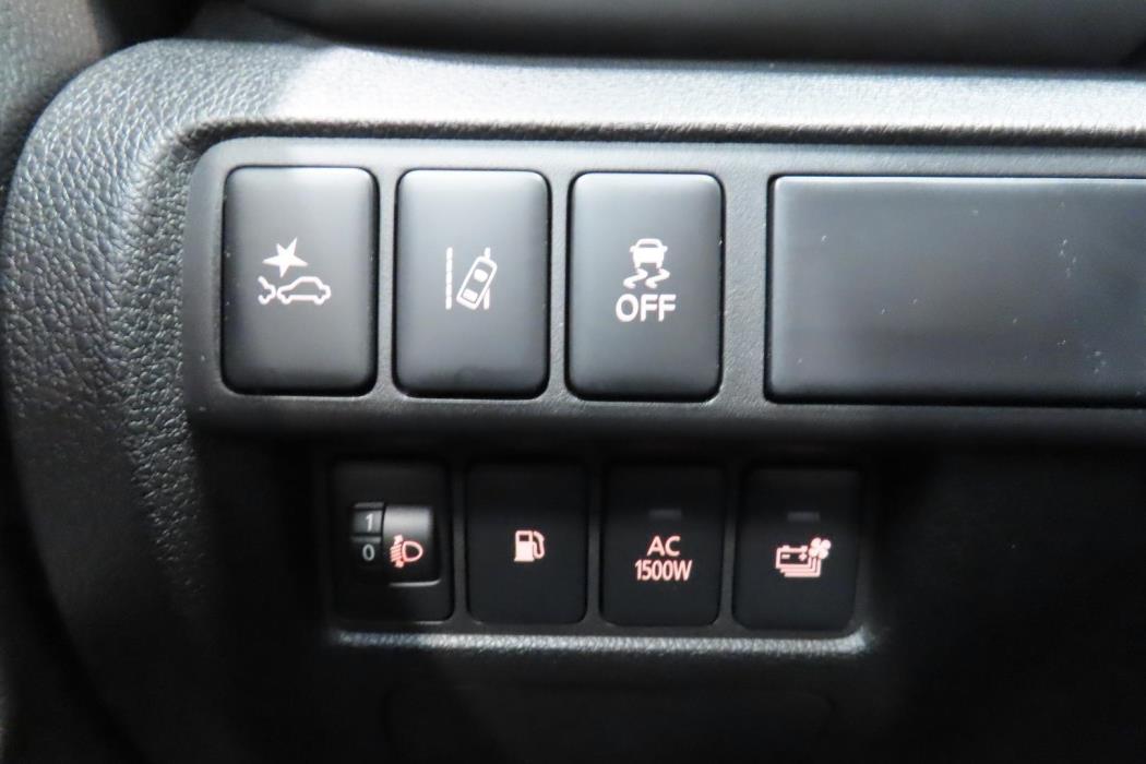 MITSUBISHI ECLIPSE CROSS 2025