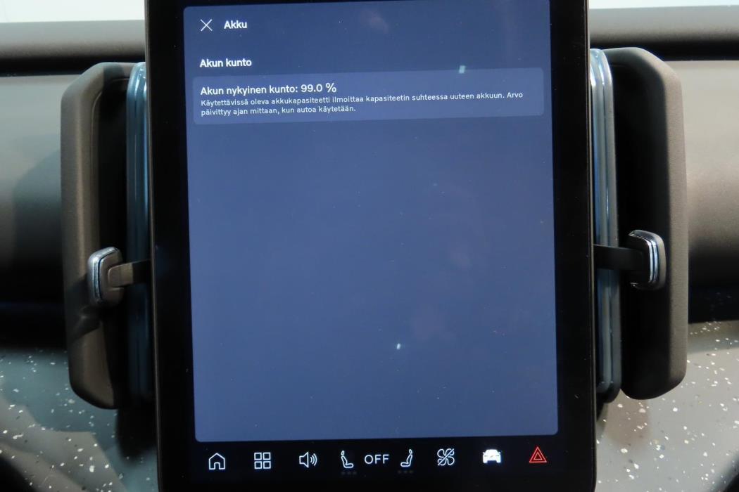 Volvo EX30 2024