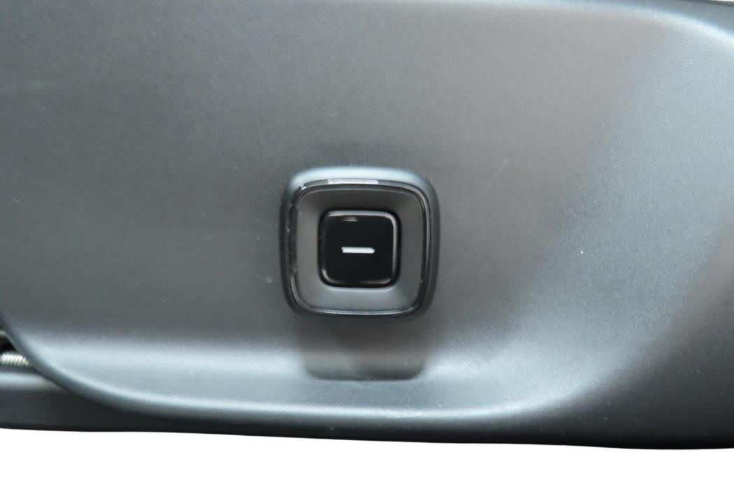 Volvo EX30 2024