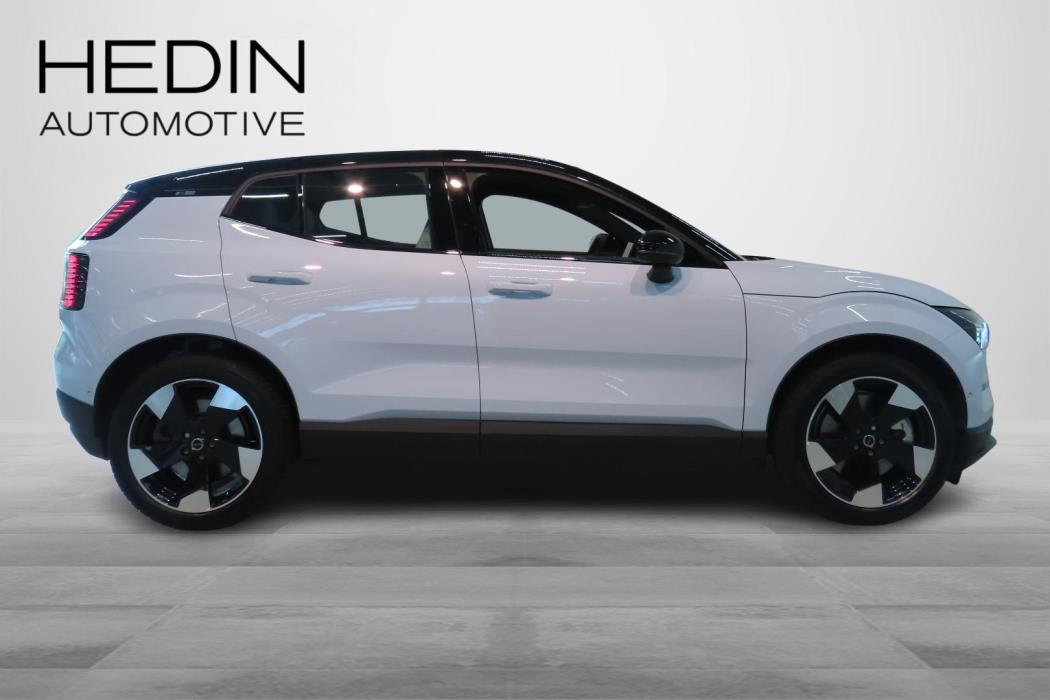 Volvo EX30 2024