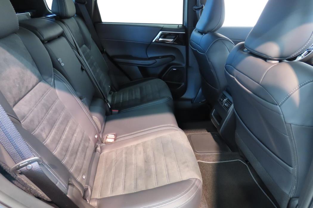 Mitsubishi Outlander 2026