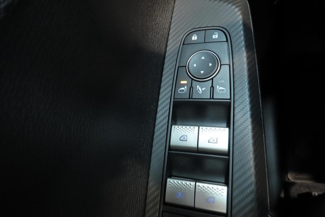 MITSUBISHI OUTLANDER 2026