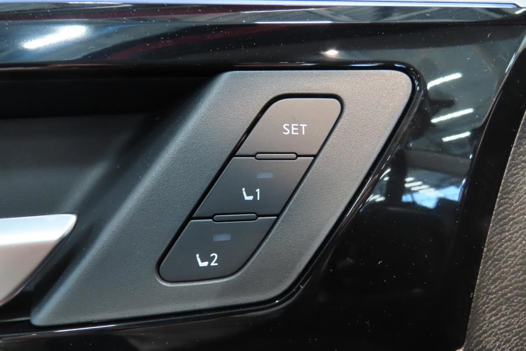 MITSUBISHI OUTLANDER 2026