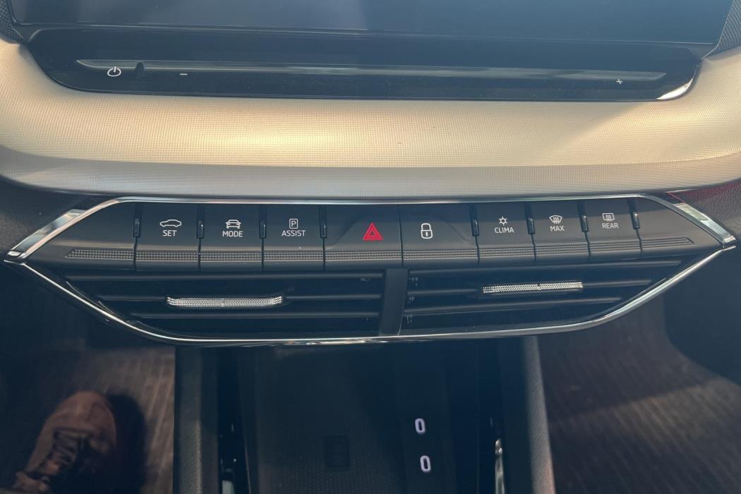 SKODA OCTAVIA 2021