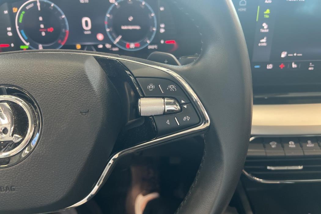 SKODA OCTAVIA 2021