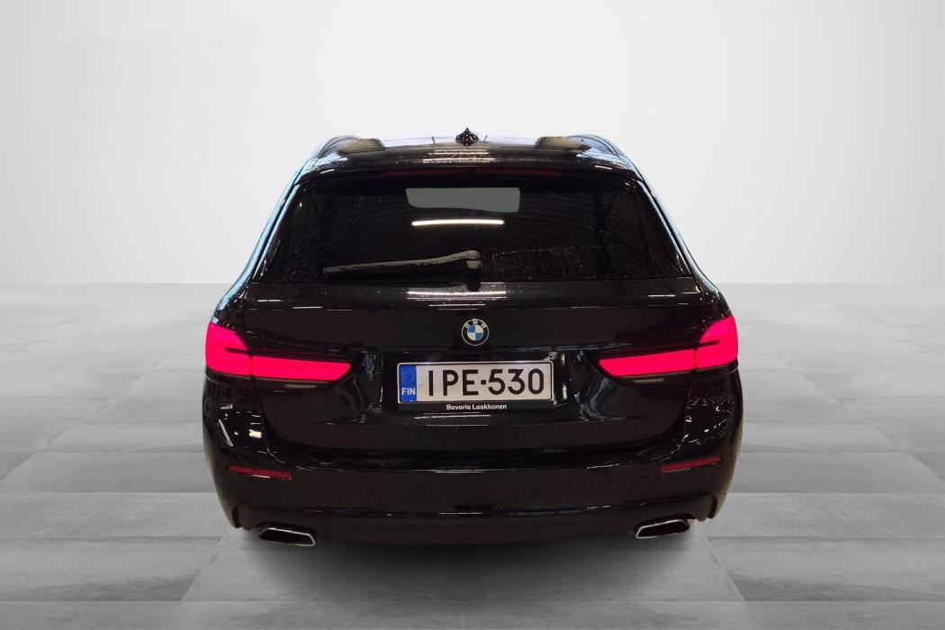 BMW 520 2022