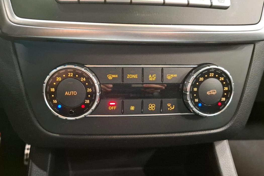 Mercedes-Benz ML 2012