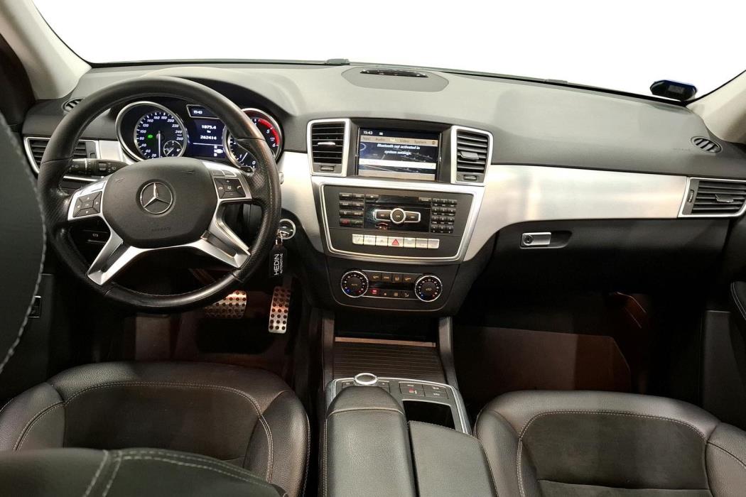 Mercedes-Benz ML 2012