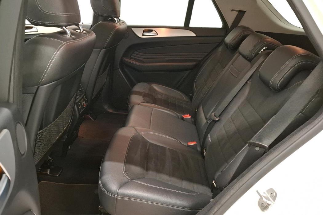 Mercedes-Benz ML 2012