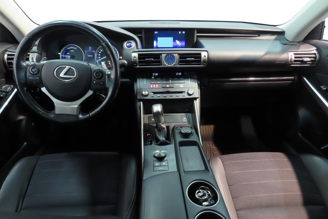 Lexus IS 2015