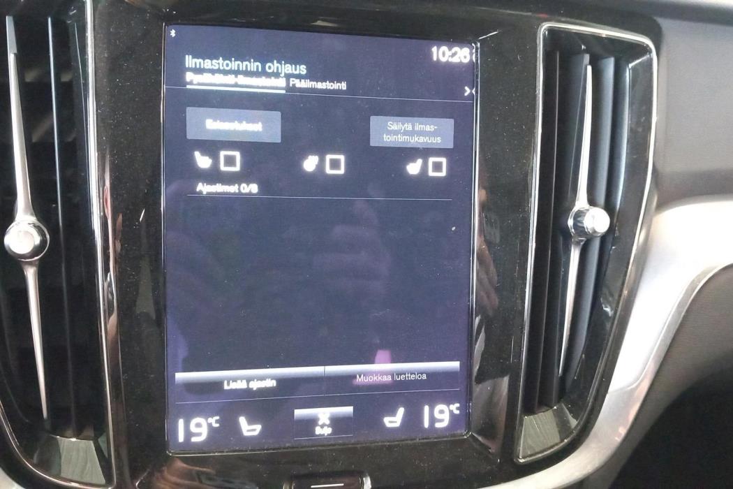 Volvo V60 2022