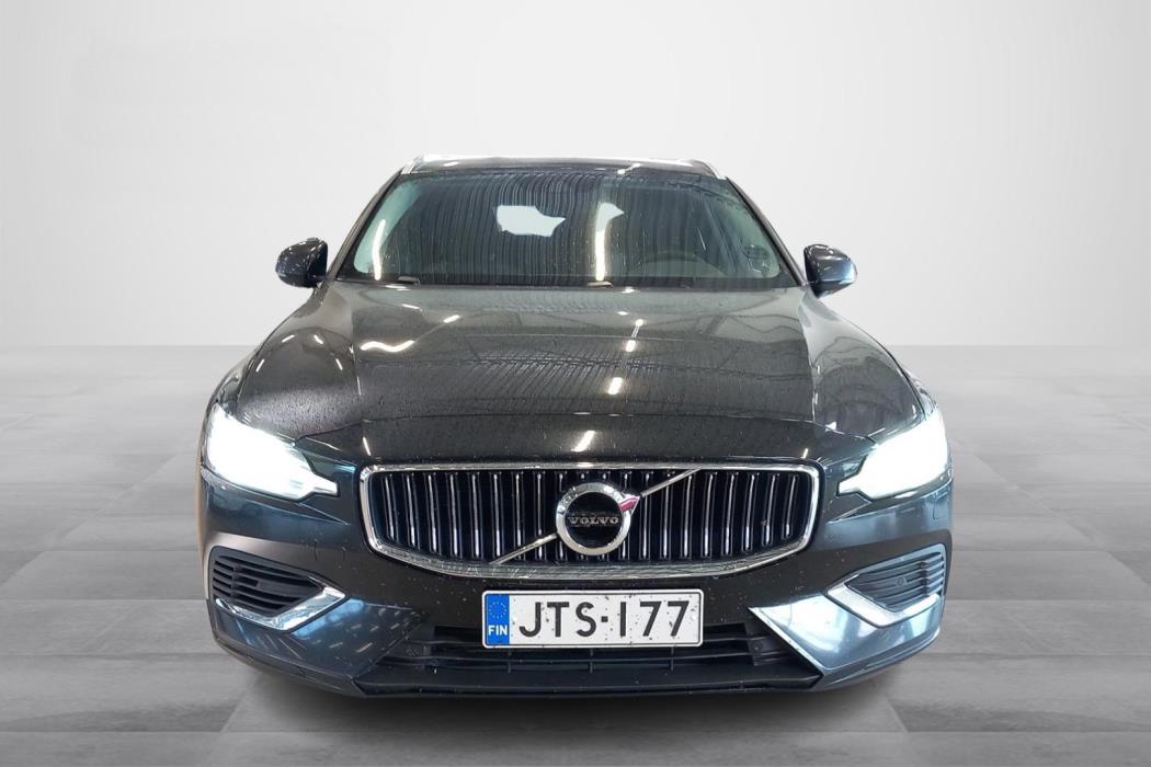 Volvo V60 2022