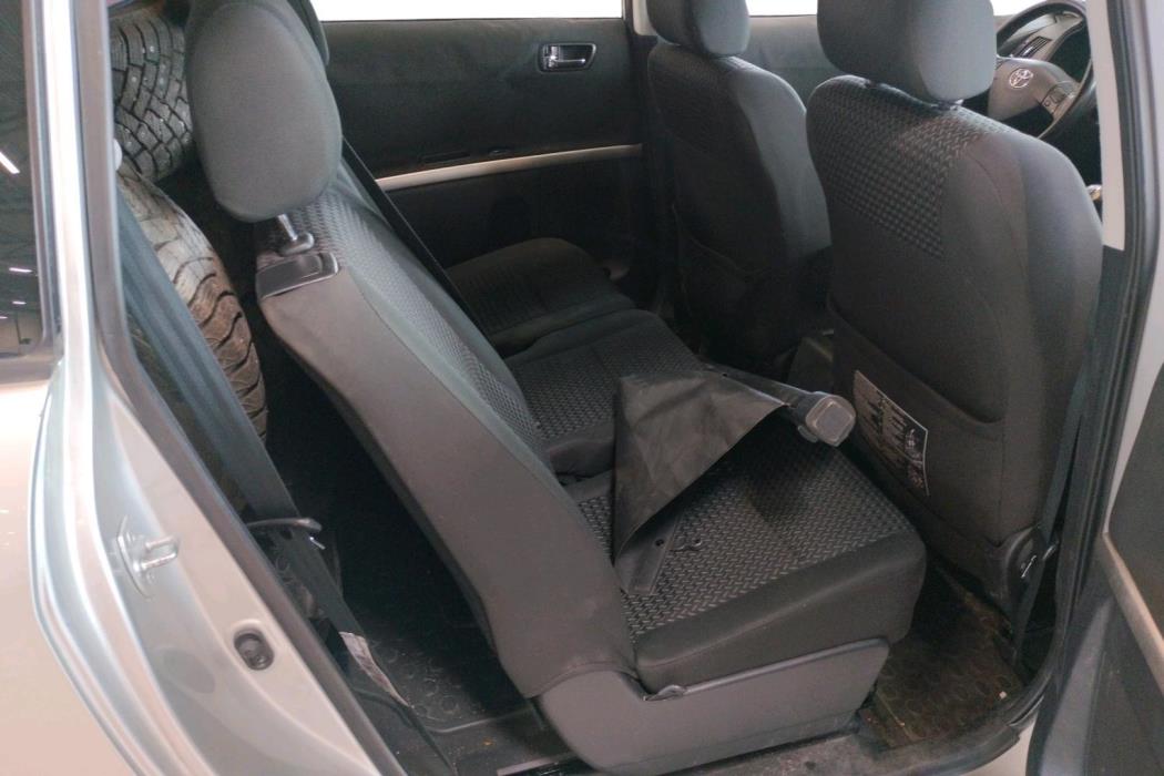 TOYOTA COROLLA VERSO 2007