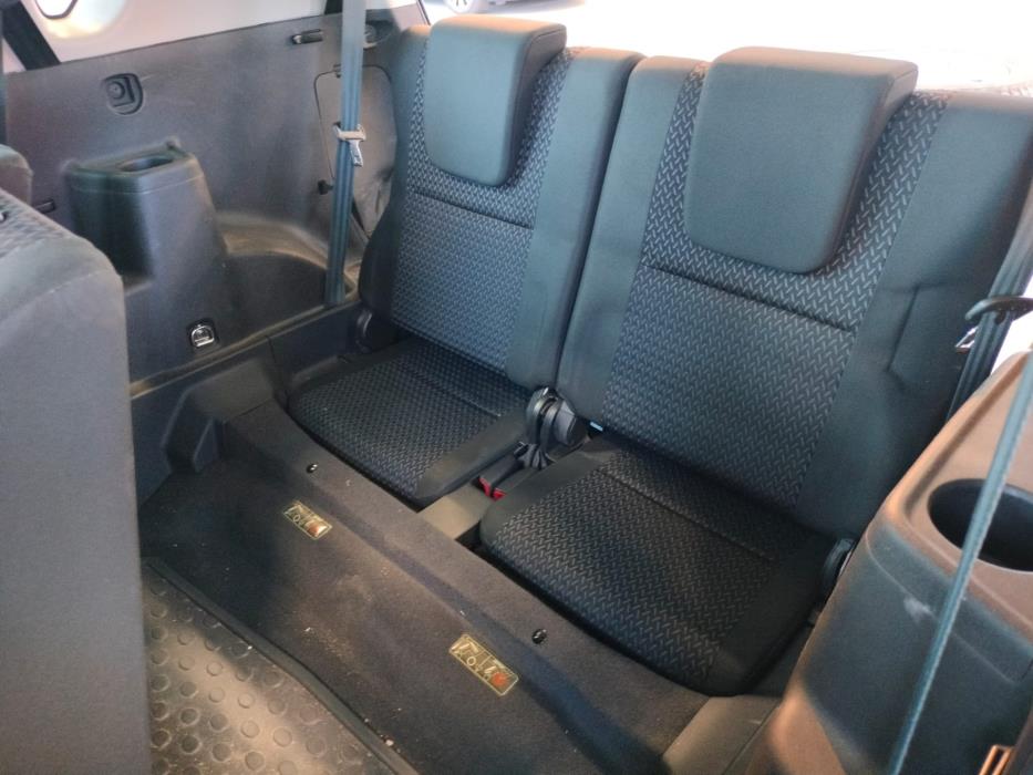 TOYOTA COROLLA VERSO 2007
