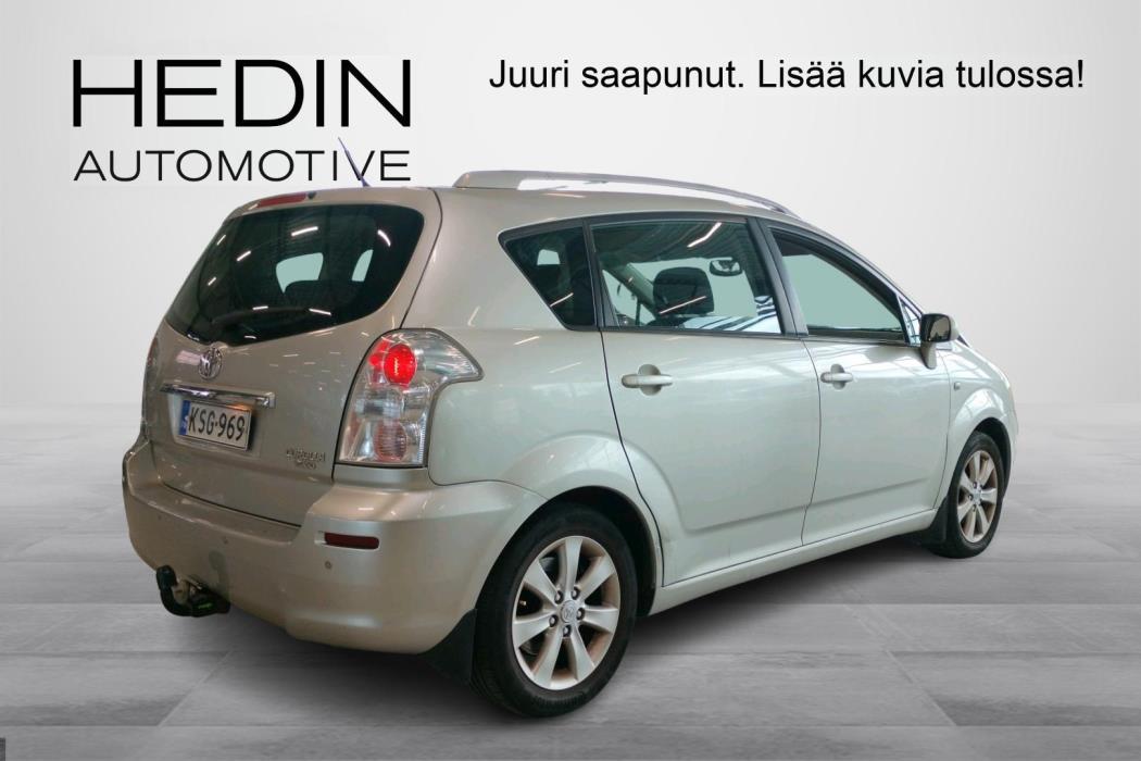 TOYOTA COROLLA VERSO 2007