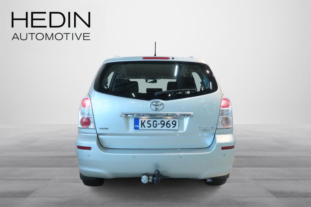 TOYOTA COROLLA VERSO 2007
