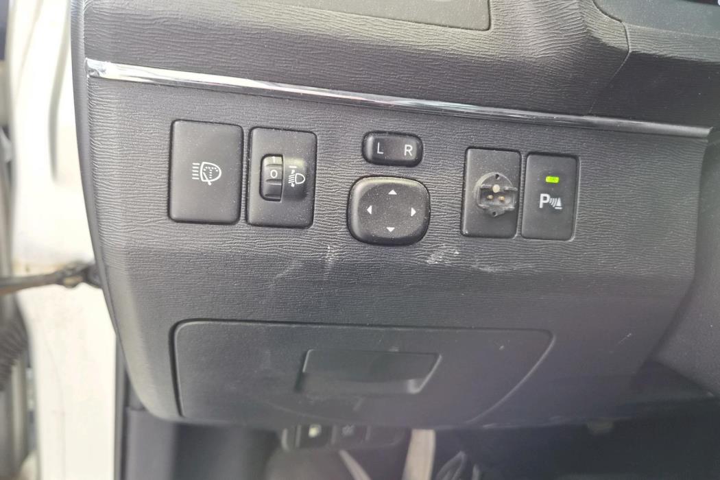 Toyota Avensis 2010