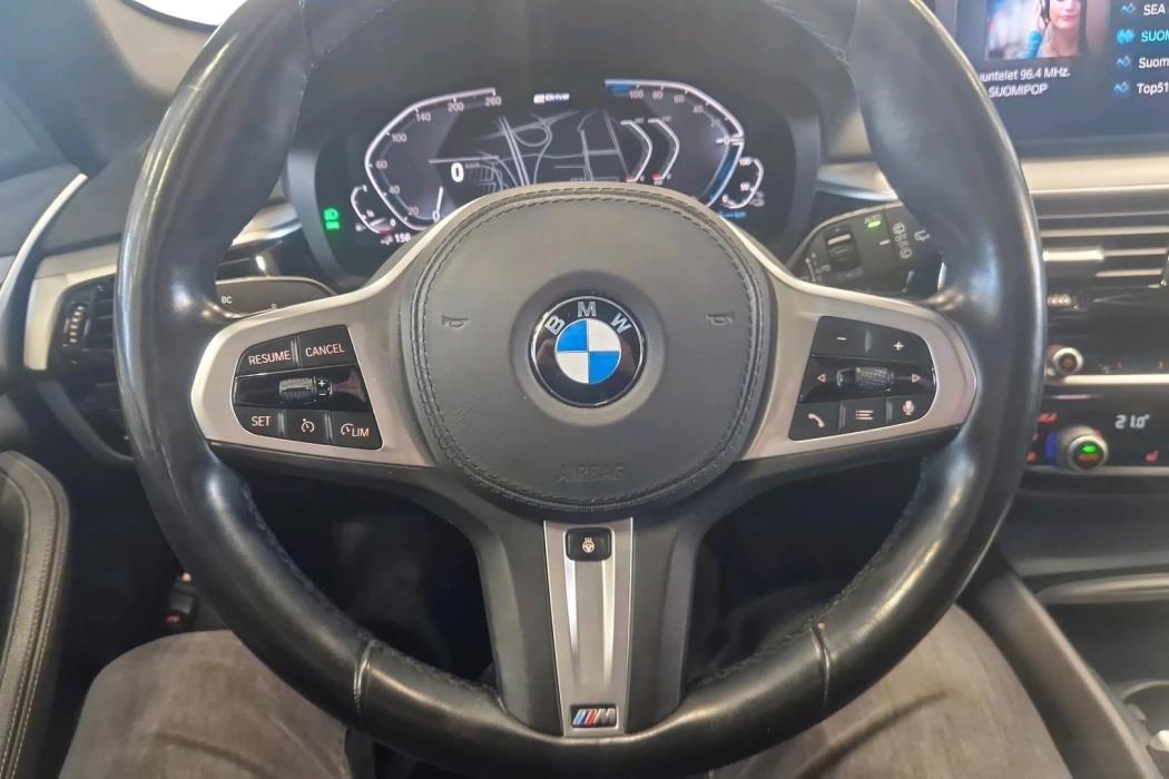 BMW 530 2021