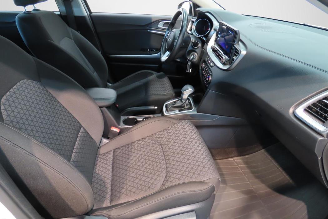 Kia Ceed 2025