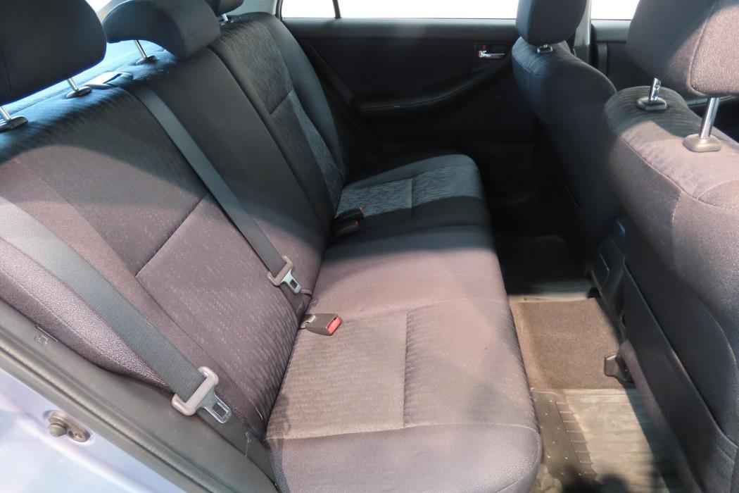 TOYOTA Corolla 2004