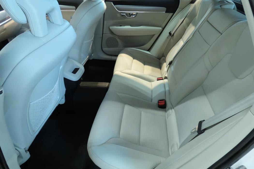 Volvo V90 2017