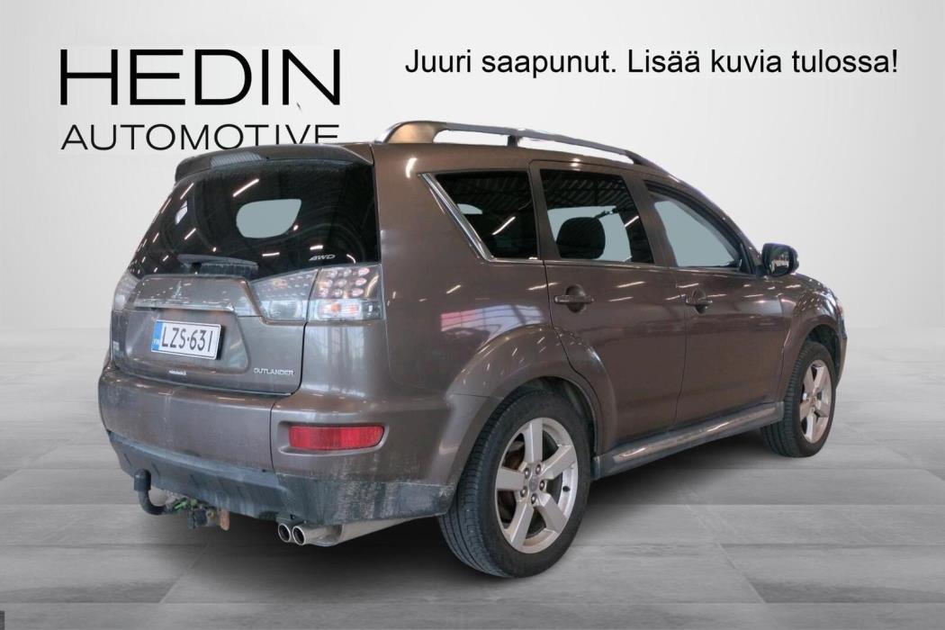 Mitsubishi Outlander 2012