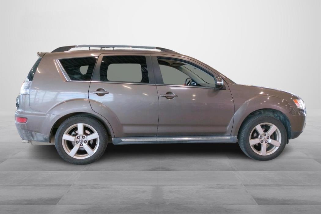 Mitsubishi Outlander 2012