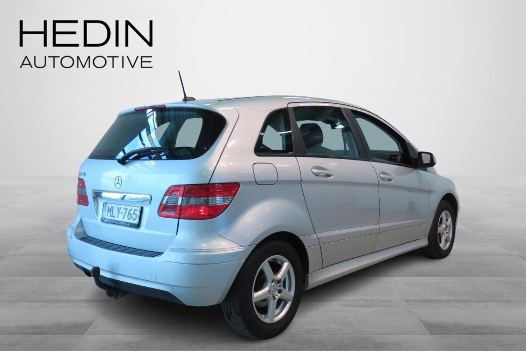 MERCEDES-BENZ B 2009