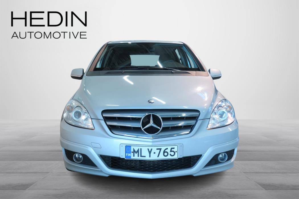 MERCEDES-BENZ B 2009